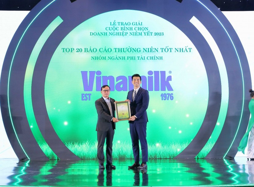 Vinamilk 'bội thu' giải thưởng phát triển bền vững- Ảnh 2.