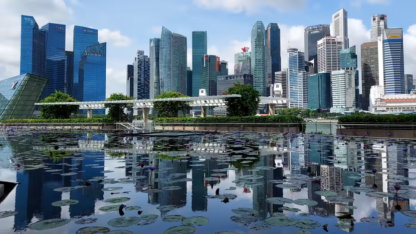 Singapore tránh được suy thoái với GDP tăng trưởng 1,2% vào 2023- Ảnh 1.
