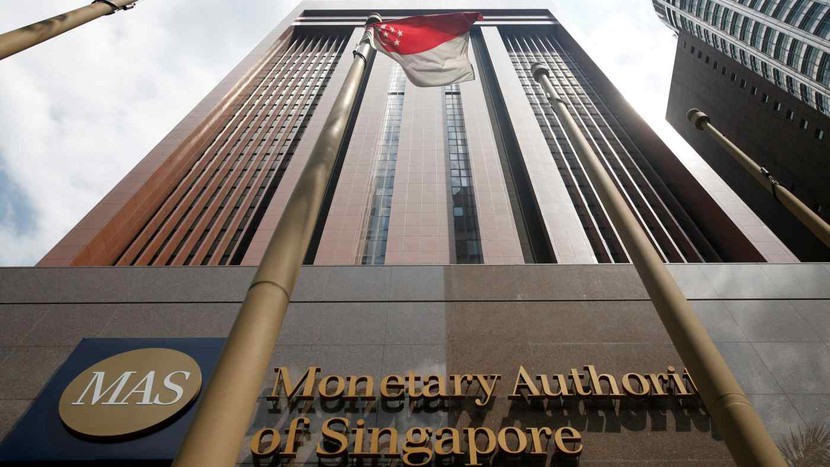 Singapore tiếp tục thắt chặt chính sách tiền tệ nhằm kiềm chế lạm phát- Ảnh 1.