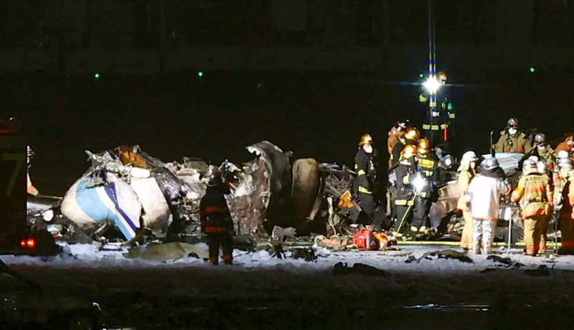 Pháp cử chuyên gia hỗ trợ điều tra sau vụ va chạm máy bay tại Tokyo- Ảnh 2.