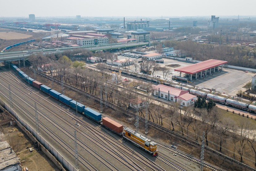 Căng thẳng Biển Đỏ khiến các nhà xuất khẩu chuyển sang sử dụng đường sắt- Ảnh 3.