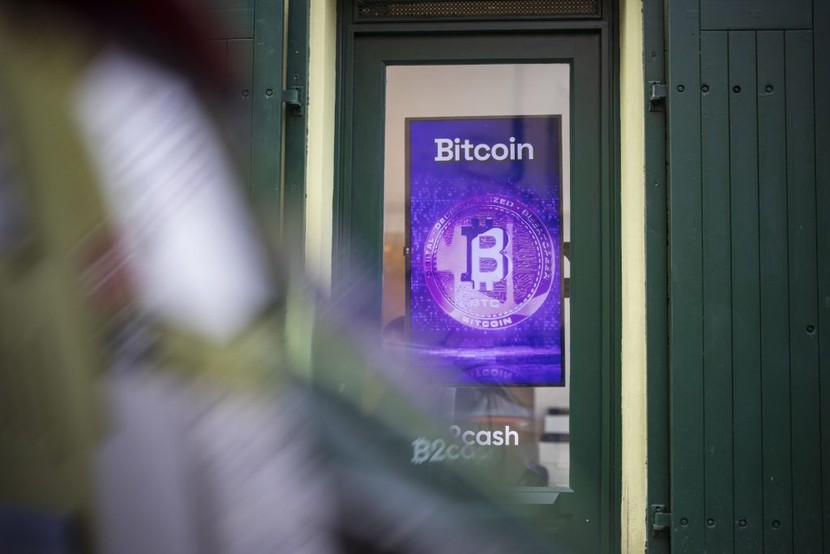 Bitcoin đạt 50.000 USD lần đầu tiên kể từ năm 2021- Ảnh 3.