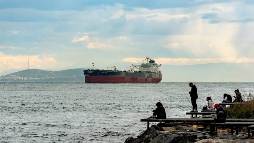 Khủng hoảng Biển Đỏ đang thắt chặt thị trường dầu mỏ- Ảnh 2.