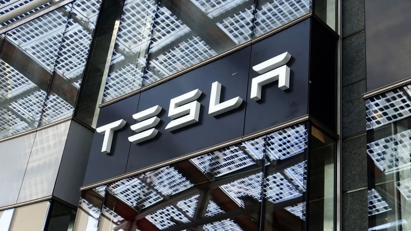 Chủ sở hữu Cybertruck chỉ trích Tesla về vấn đề rỉ sét thép không gỉ- Ảnh 1.