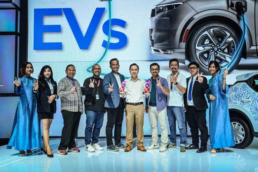 Vinfast giành cú đúp giải thưởng tại Triển lãm ô tô quốc tế Indonesia 2024- Ảnh 2.