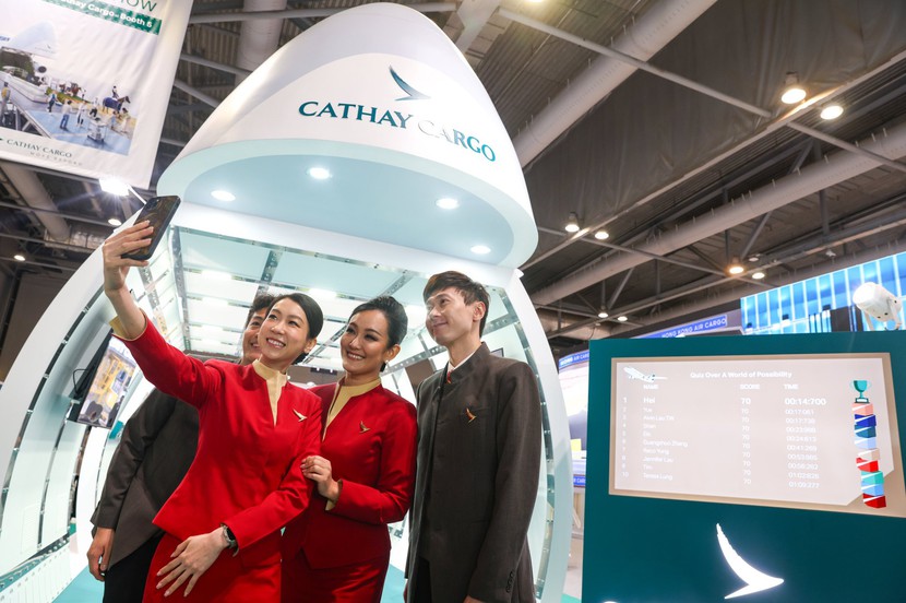 Cathay Pacific báo cáo lợi nhuật hoạt động sau 3 năm thua lỗ- Ảnh 2.