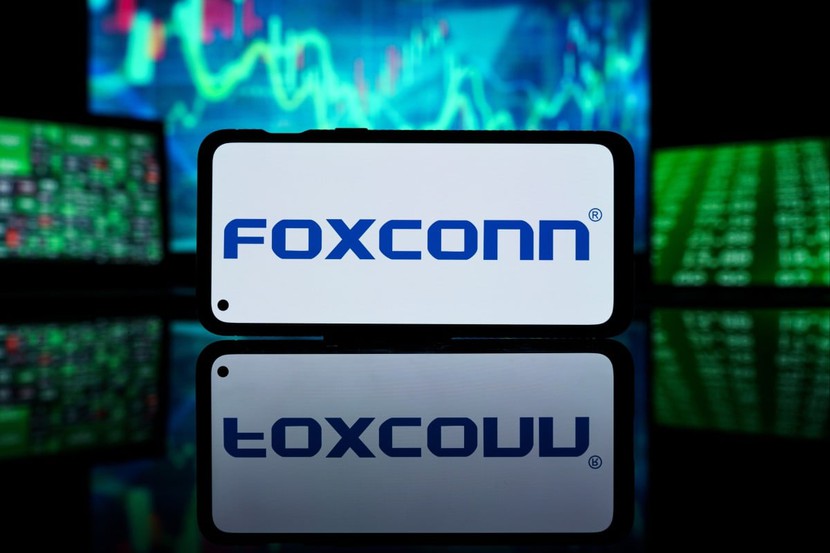 Foxconn kỳ vọng doanh thu sẽ tăng vọt vào năm 2024- Ảnh 1.