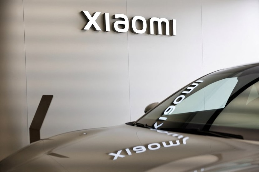 CEO Xiaomi hé lộ giá xe sắp ra mắt, các showroom bắt đầu trưng bày xe- Ảnh 3.