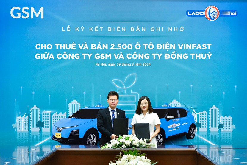 Lado Taxi ký thỏa thuận mua và cho thuê 2.500 ô tô điện VinFast từ GSM- Ảnh 1.