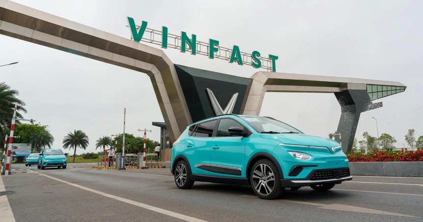 Xanh SM công bố chia sẻ 80% doanh thu cho tài xế mua mới xe điện VinFast- Ảnh 1.