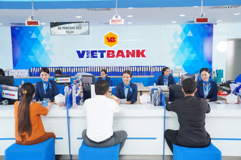 Lãi suất VietBank tháng 3/2024: Giảm tại các kỳ hạn- Ảnh 1.