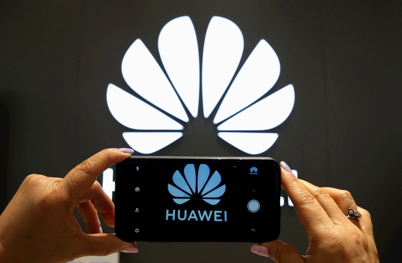 Bất chấp lệnh trừng phạt của Mỹ, Huawei hồi sinh mạnh mẽ trong năm 2023 - Ảnh 1.
