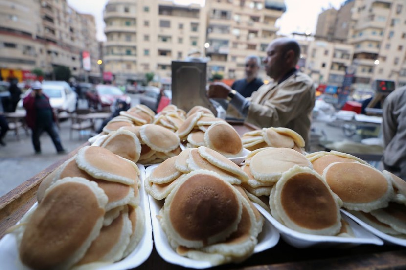 Ai Cập tiếp tục 'khủng hoảng bánh mì'- Ảnh 2.