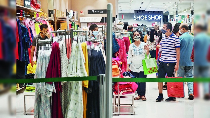 Ngành bán lẻ thời trang Ấn Độ: Bùng nổ hai đầu, tụt hậu ở giữa- Ảnh 3.