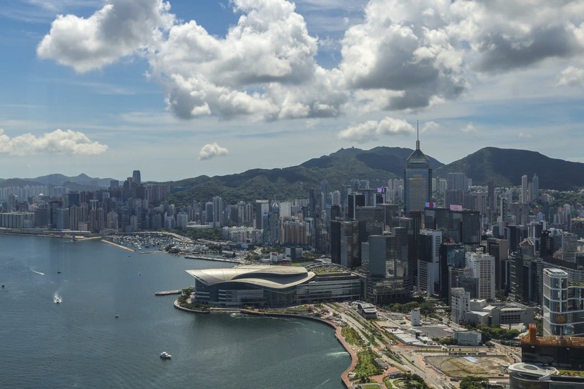 Nền kinh tế Hồng Kông tăng trưởng từ 2,5% đến 3,5% trong quý đầu tiên- Ảnh 1.