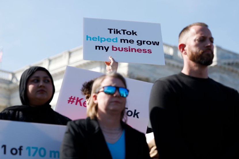 Hàng triệu 'hot TikTokker' Mỹ lo sợ sự nghiệp bị phá huỷ vì lệnh cấm- Ảnh 3.