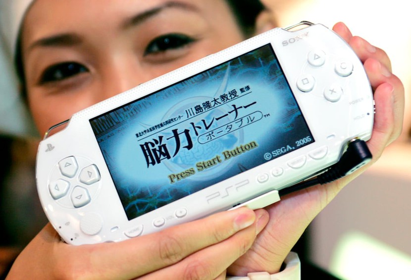 Tại sao PSP đột phá của Sony lại đi trước thời đại vào năm 2004- Ảnh 1.