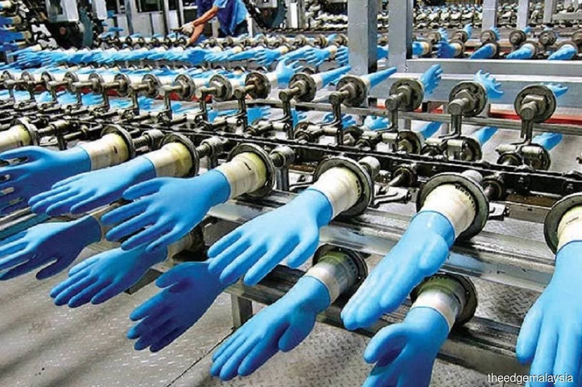 Việc Mỹ tăng thuế đối với sản phẩm Trung Quốc có thể là điều tốt cho các nhà sản xuất găng tay Malaysia- Ảnh 1.