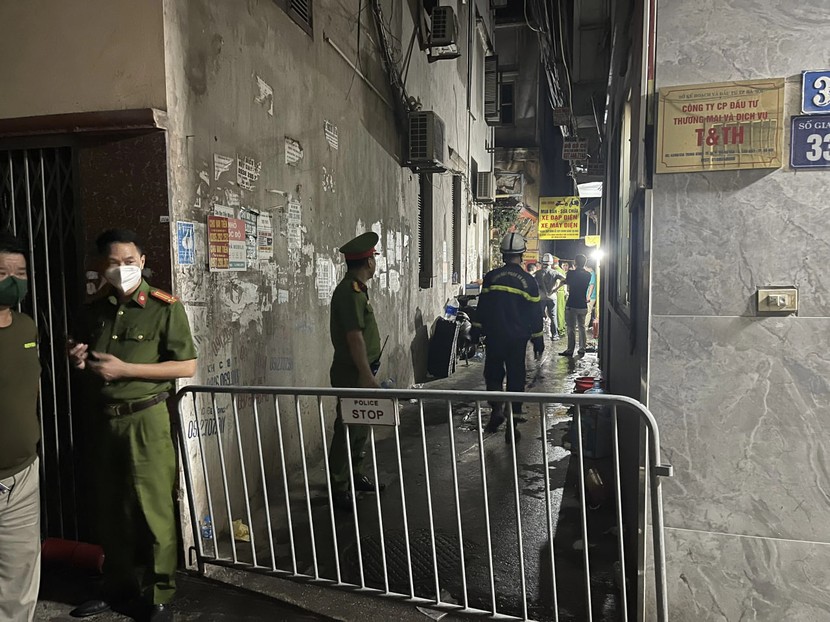Cháy nhà trọ 5 tầng ở Hà Nội: 14 người chết, 3 người bị thương- Ảnh 1.