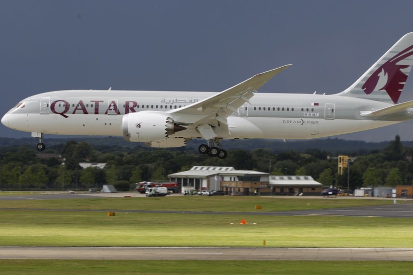 12 người bị thương sau khi máy bay của Qatar Airways tới Dublin gặp nhiễu loạn- Ảnh 1.