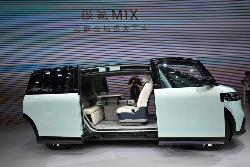 Đây là những chiếc xe điện điên rồ nhất được ra mắt tại triển lãm ô tô lớn nhất Trung Quốc- Ảnh 1.