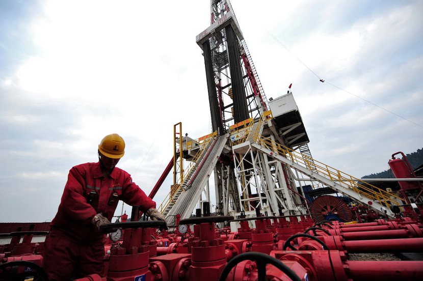 Trung Quốc âm thầm tăng tốc sản xuất dầu để đạt mức cao nhất- Ảnh 1.