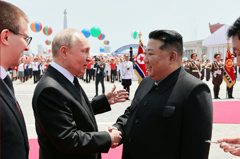 Cuộc gặp Putin - Kim là lời cảnh báo với Mỹ và phương Tây- Ảnh 1.