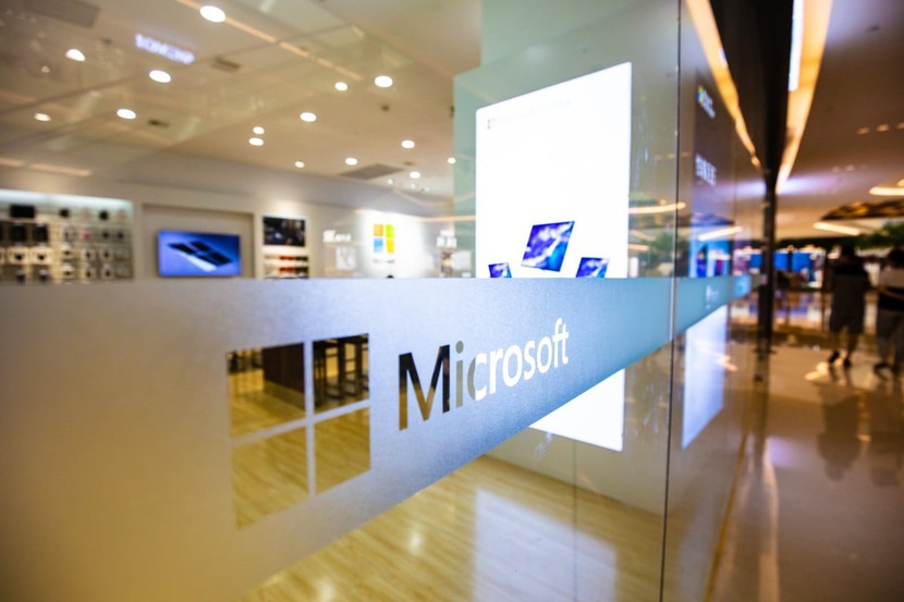 Microsoft đóng cửa các cửa hàng bán lẻ truyền thống ở Trung Quốc- Ảnh 1.