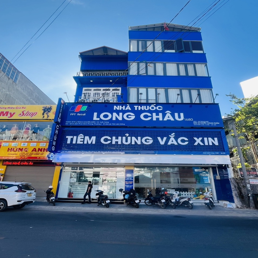 Tiêm chủng vắc xin Long Châu tiếp tục 'dính' sai phạm- Ảnh 1.