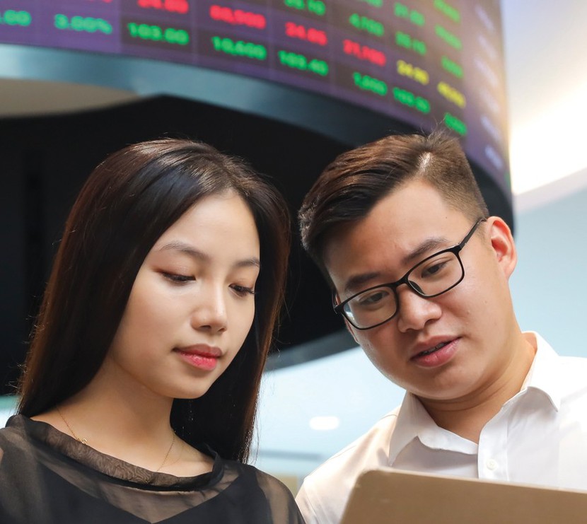 Lọc cổ phiếu có tin tức 'bất thường'- Ảnh 1. Lọc cổ phiếu có tin tức 'bất thường'- Ảnh 1.