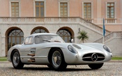 Mercedes vừa bán chiếc xe đắt nhất thế giới với giá 142 triệu USD