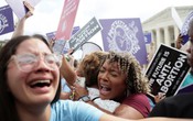 Tòa án tối cao Hoa Kỳ gây chấn động với phán quyết về quyền phá thai