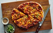 Món ngon mỗi ngày: Pizza gà nướng Buldak Hàn Quốc