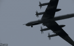 Nga chuẩn bị oanh tạc Ukraina với 20 máy bay ném bom tầm xa?
