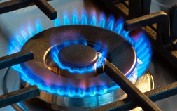 Giá gas hôm nay 24/6: Lao dốc hơn 7,5%