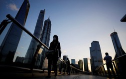 Chứng khoán châu Á chạm 'đỉnh' 2 năm khi Trung Quốc sẽ mua lại hàng triệu BĐS ‘ế khách’