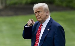 Tổng thống Trump tiết lộ các mức thuế mới giữa Mỹ và Trung Quốc