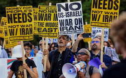 RT: Iran cảnh báo sẽ giáng 'đòn hủy diệt' vào các cơ sở hạt nhân của Israel
