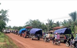 Thái Lan sơ tán trên 100.000 người dọc biên giới với Campuchia