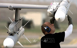 Đằng sau việc Lầu Năm Góc đặt mua lượng tên lửa AIM-120 lớn chưa từng có
