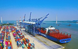 7 tháng năm 2025: Xuất nhập khẩu tăng trưởng mạnh, lạm phát được kiểm soát
