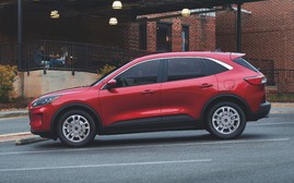 Ford triệu hồi hơn 634.000 xe trên toàn thế giới do nguy cơ rò rỉ nhiên liệu và cháy nổ