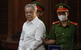 Ông Trần Quí Thanh lĩnh 8 năm tù, một con gái được hưởng án treo