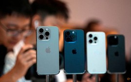 Apple giảm giá iPhone tại Trung Quốc giữa sự cạnh tranh khốc liệt của Huawei