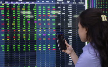 Chứng khoán hôm nay 16/5: Thị trường biến động, VN-Index tiếp tục giảm
