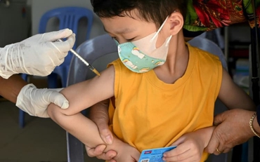 Vaccine COVID-19 đã cứu sống gần 20 triệu người trong năm đầu tiên