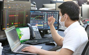 Chứng khoán hôm nay 29/6: VN-Index giảm sát mốc tham chiếu