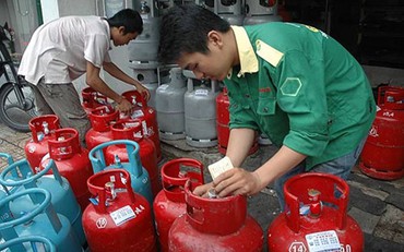Giá gas hôm nay 1/7: Lao dốc không phanh