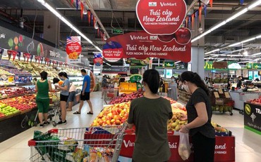 Giá nhiều loại trái cây nhập khẩu giảm mạnh
