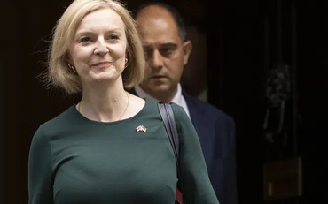 Thủ tướng Anh Liz Truss bảo vệ việc cắt giảm thuế
